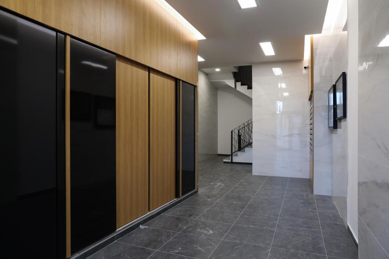 Apartment Promenada Avenija Novi Sad Bagian luar foto